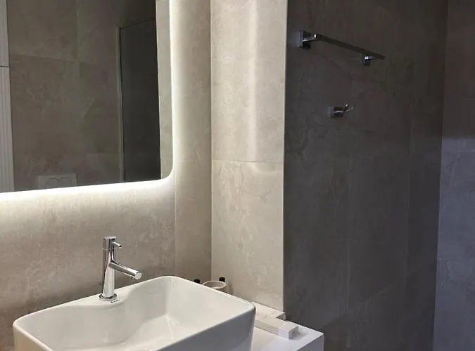 4seasonsgea , New Modern In Apartment